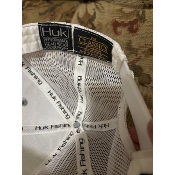 Huk Fishing Trucker Hat Snapback Camo Blue Gray Mesh Cap One Size Youth - Picture 3 of 5